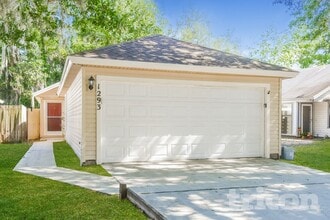 Building Photo - 1293 Munson Cove Dr