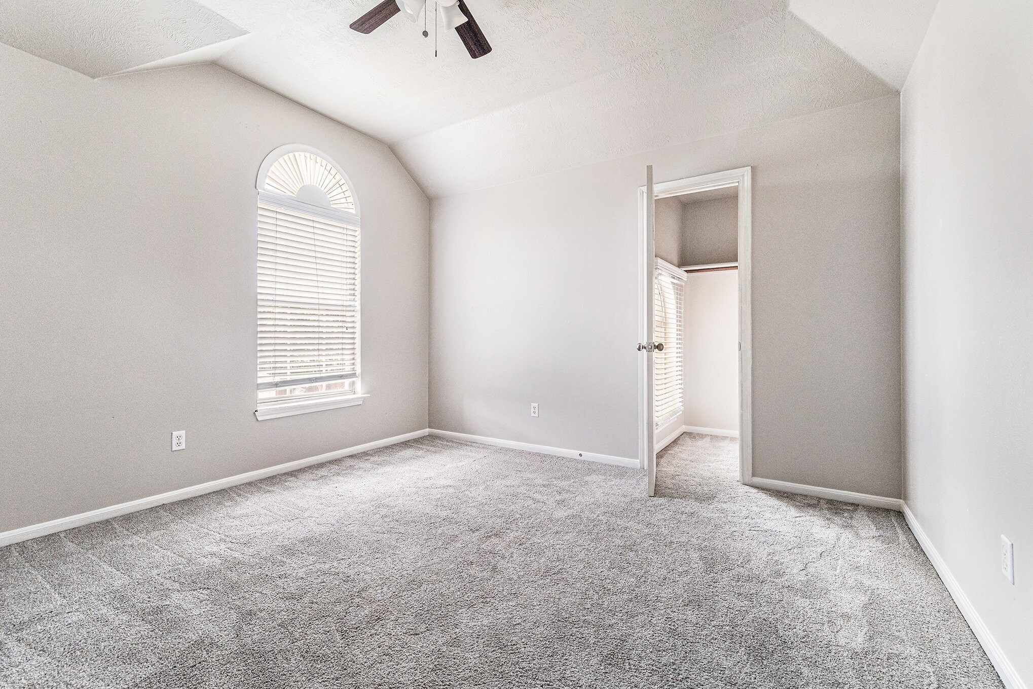 Building Photo - 3107 Lavender Candle Dr