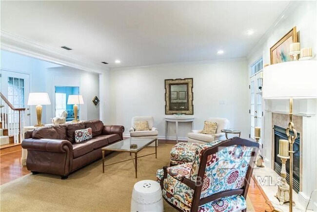 Building Photo - 30587 Middle Creek Cir