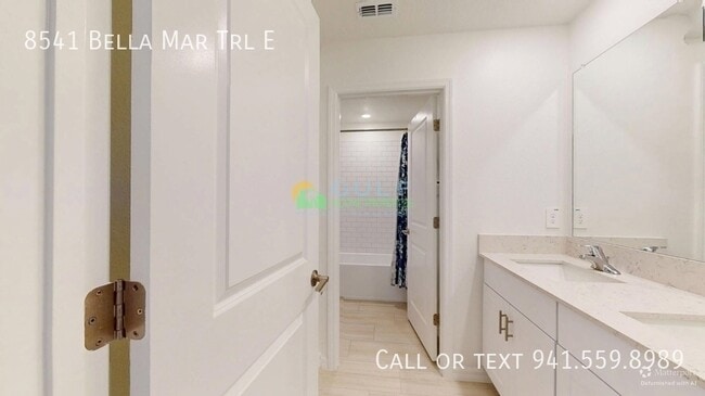 Building Photo - 8541 Bella Mar Trl E