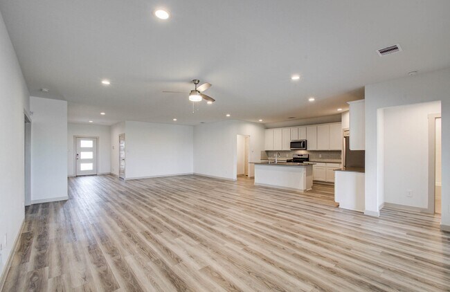 Building Photo - 3711 Birtley Bnd Wy