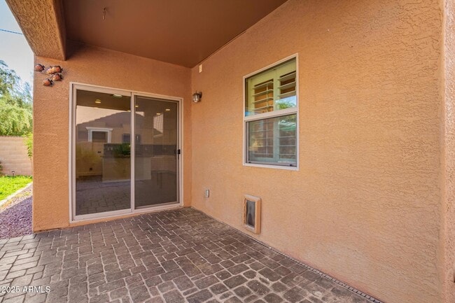 Building Photo - 7359 W Kings Ave