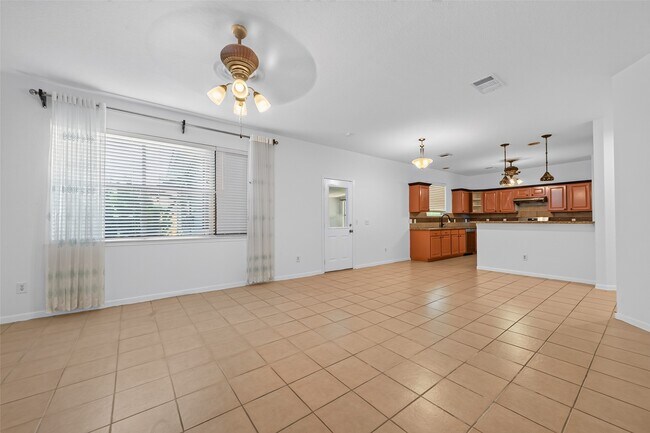 Building Photo - 12214 Doe Meadow Dr