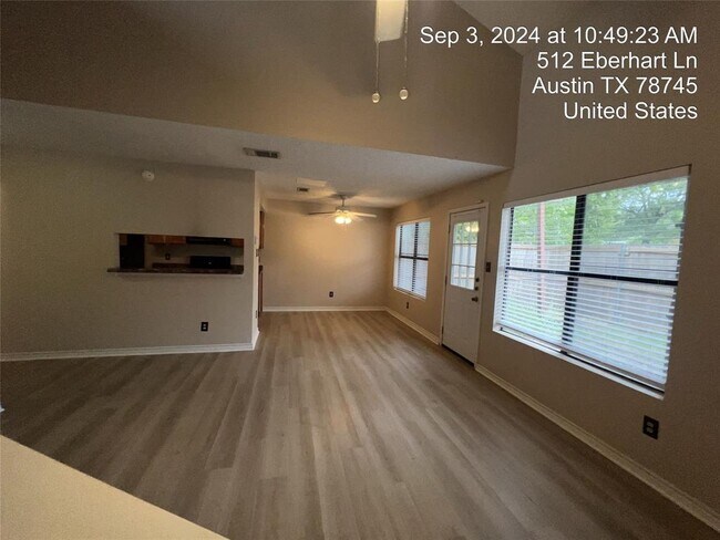 Building Photo - 512 Eberhart Ln