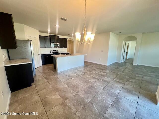 Building Photo - 428 Coyote Dr