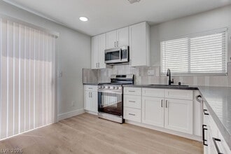 Building Photo - 8765 First Lady Ave