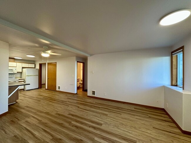 Building Photo - 4244 Wintergreen Cir