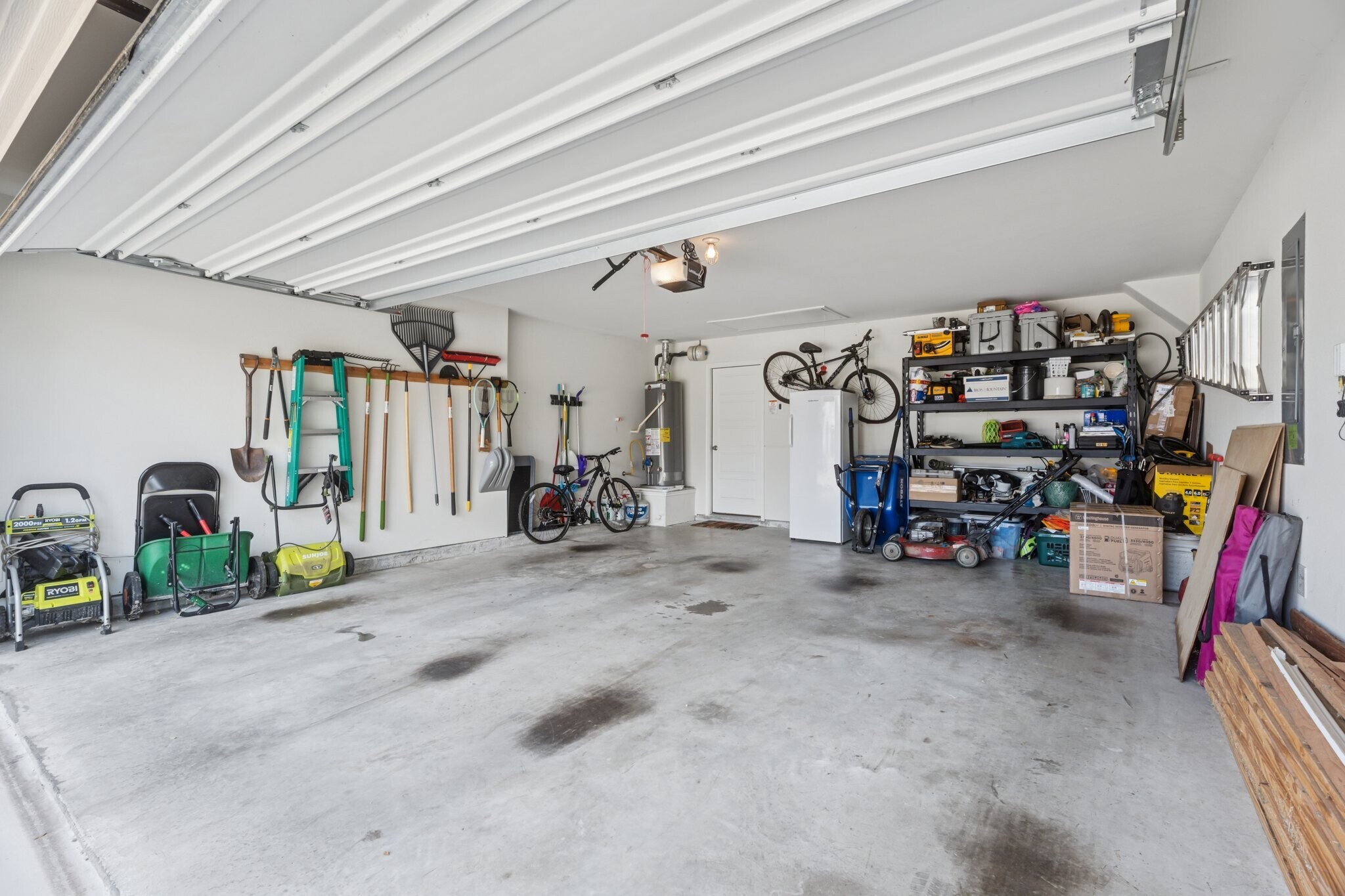 Building Photo - 3205 Rio Grande Rd