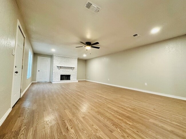 Building Photo - 1408 Stadium Ave