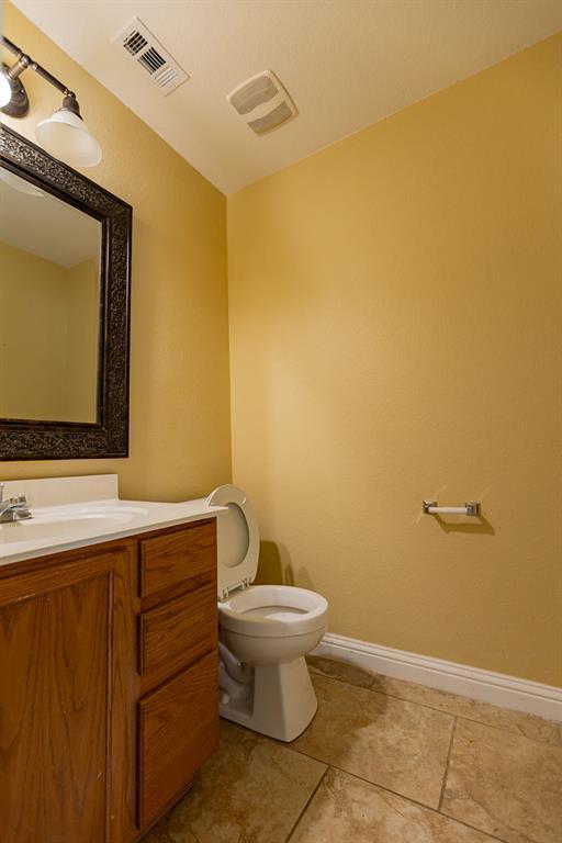 Building Photo - 211 Rim Rock Dr