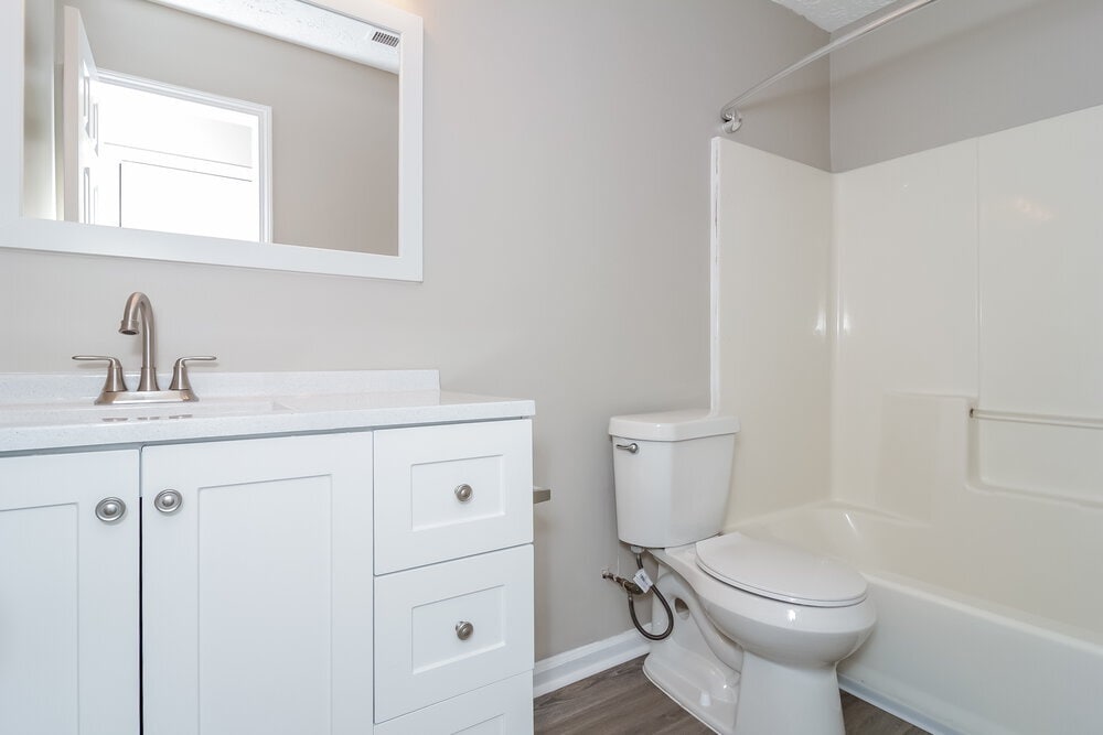 Building Photo - 2649 Laurel Ln NW