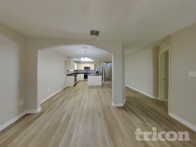 Building Photo - 11443 Coral Canyon