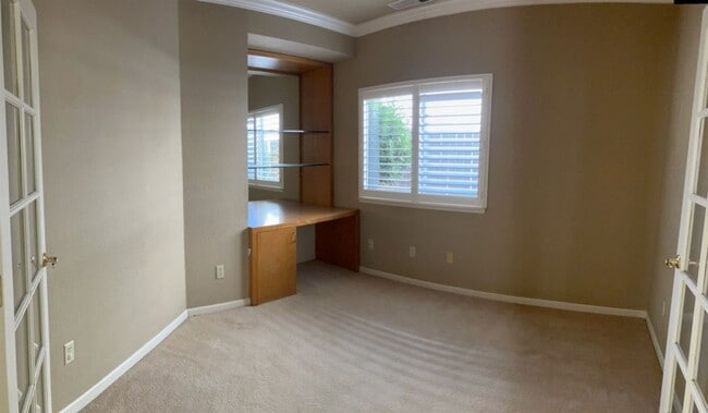 Building Photo - 3625 Jarena Dr