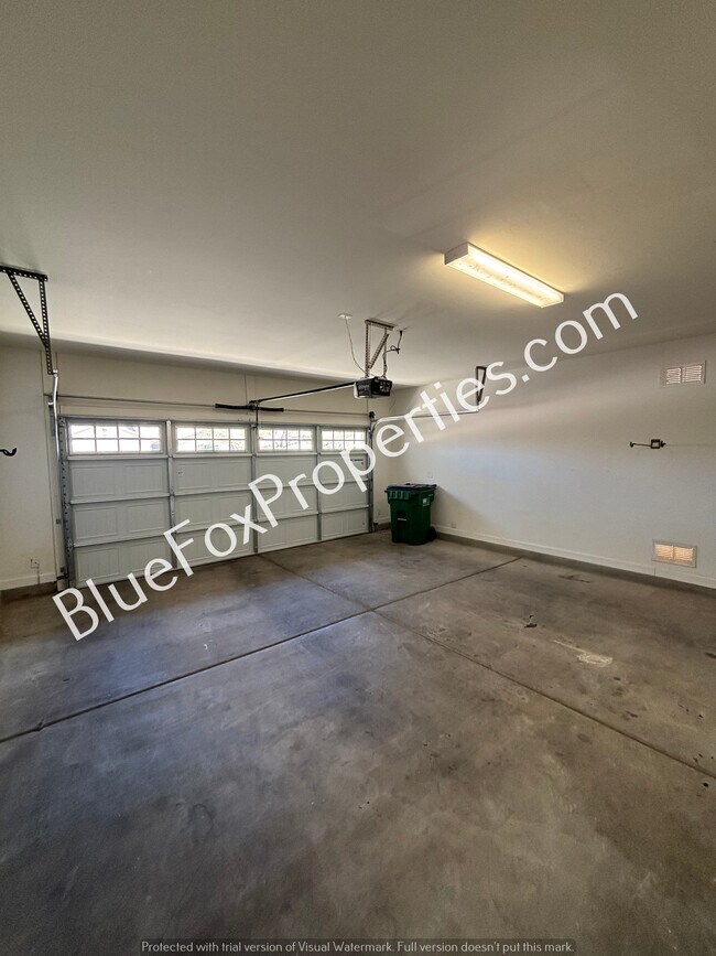 Building Photo - 12901 N Camino Vieja Rancheria