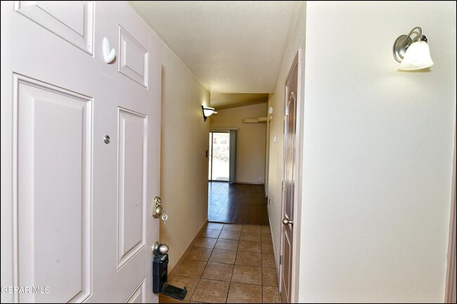 Building Photo - 11613 Ochre Bluff Ln
