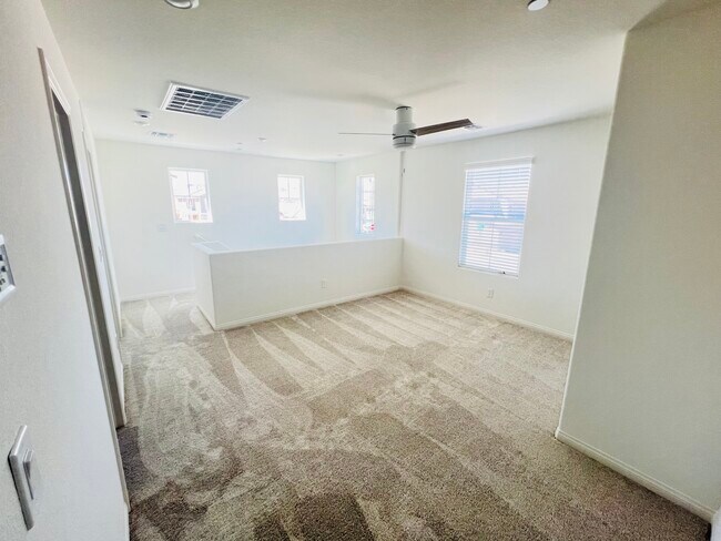 Building Photo - 3545 Via Aurelia Ln