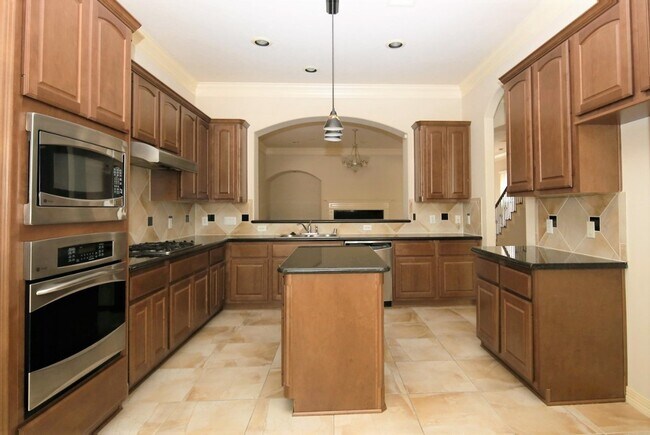 Building Photo - 13315 Olive Trce
