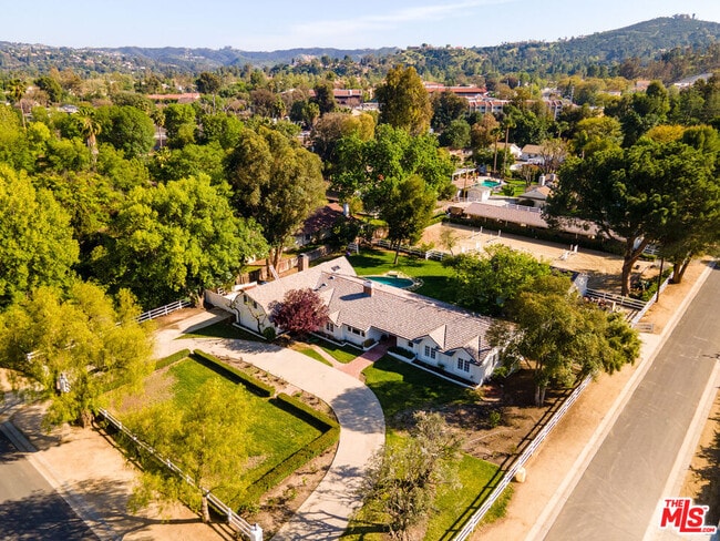 Building Photo - 23628 Long Valley Rd