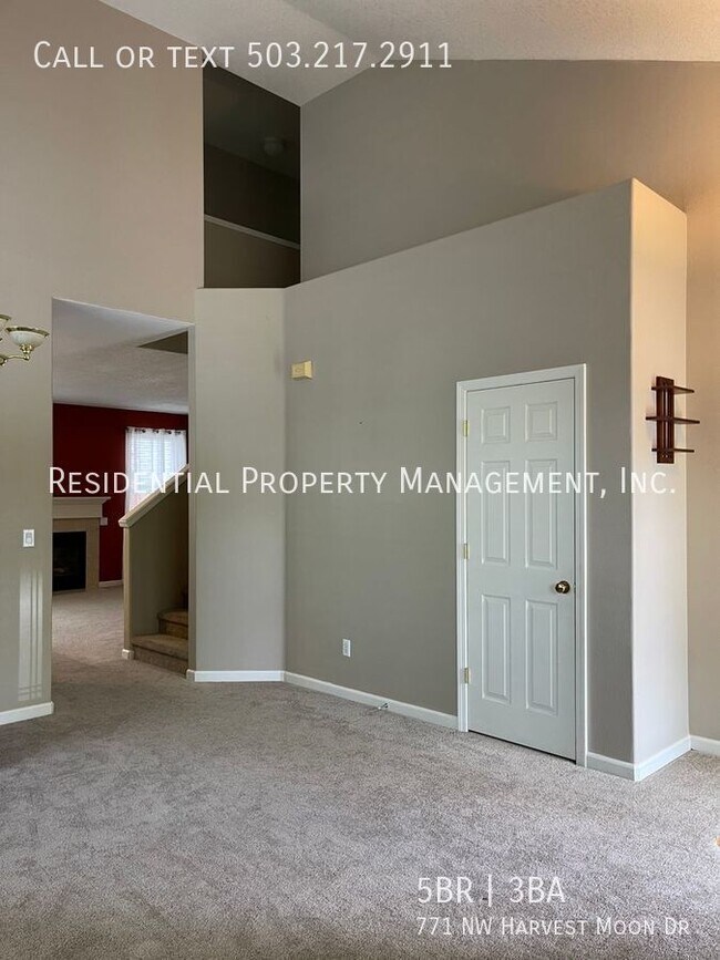 Building Photo - Alderbrook Neighborhood Home is located in...