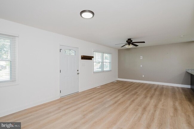 Building Photo - 630 Sequoia Dr
