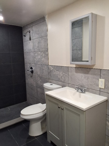 Building Photo - 55 9th Ave