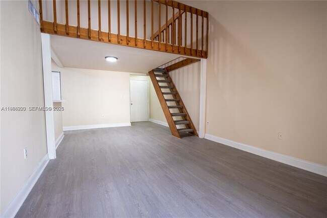 Building Photo - 10233 NW 9th St Cir