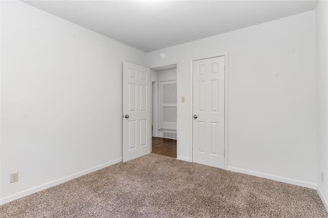 Building Photo - 4716 Fawn Dr