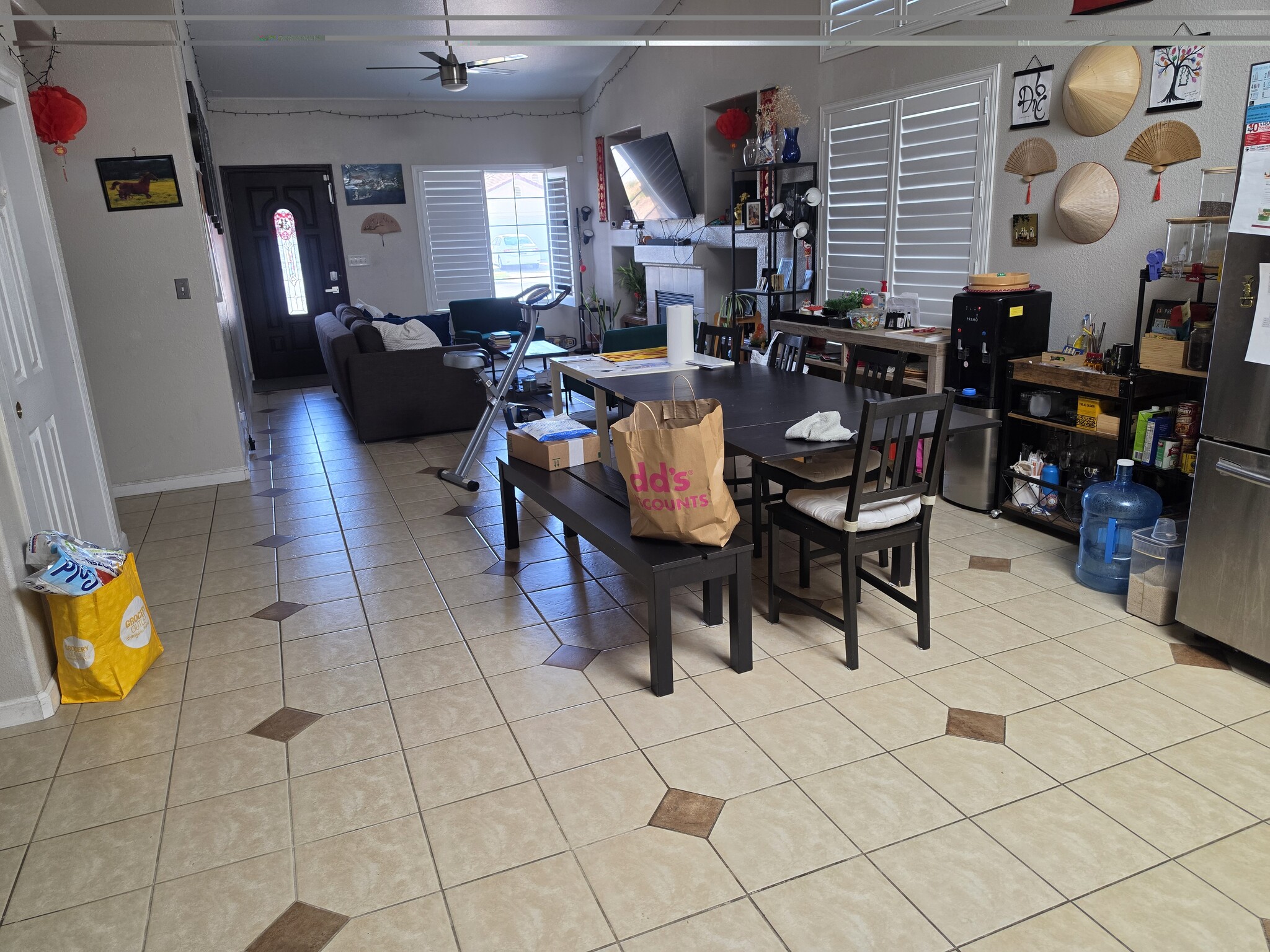 Living room. - 5495 E Byrd Ave