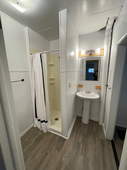 Building Photo - 816 W Ashland Ave