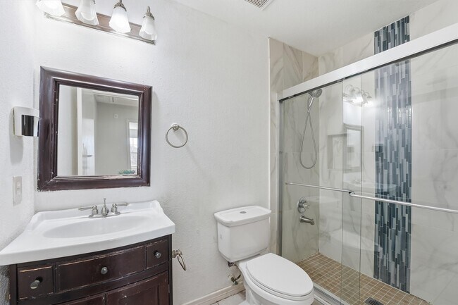 Building Photo - 9602 Tree Sparrow Ln