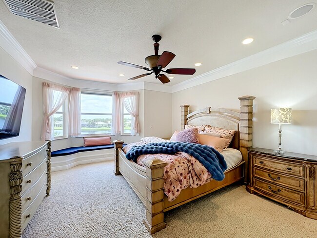 Building Photo - 11251 SW Springtree Terrace