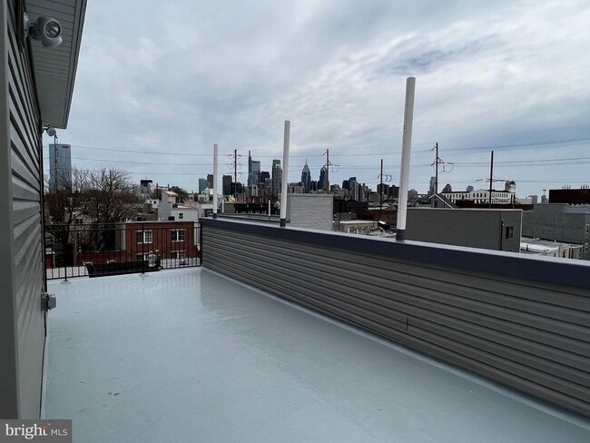 Building Photo - 2543 Manton St