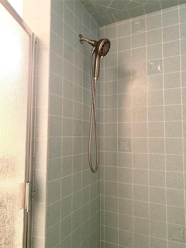 Building Photo - 15519 Gramercy Pl