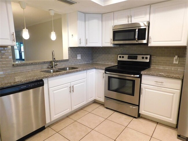 Building Photo - 2420 Winding Creek Blvd