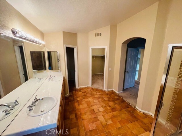 Building Photo - 42020 Dahlia Way