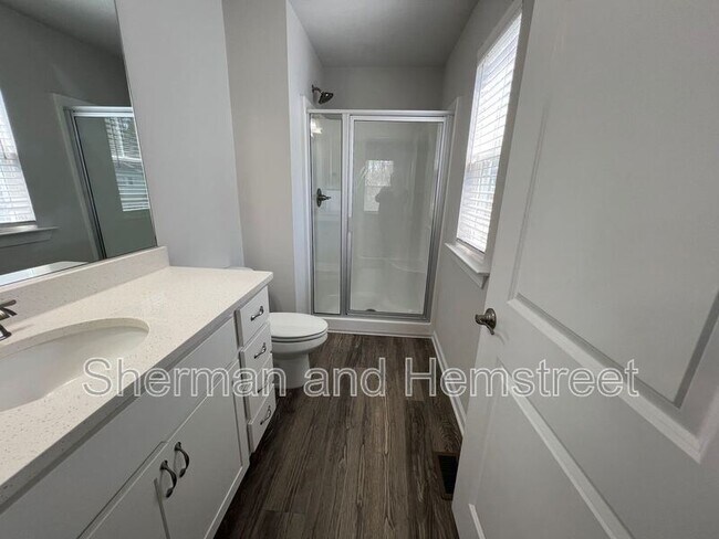 Building Photo - 5038 Mimosa Dr