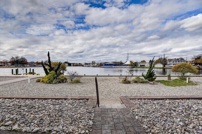 Building Photo - 77 E Water St