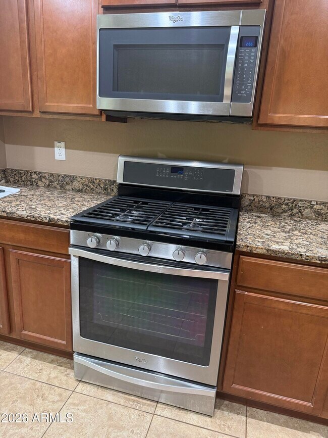 Building Photo - 10743 W Desert Elm Ln