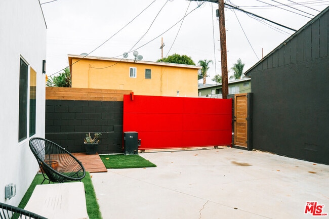 Building Photo - 11924 Juniette St