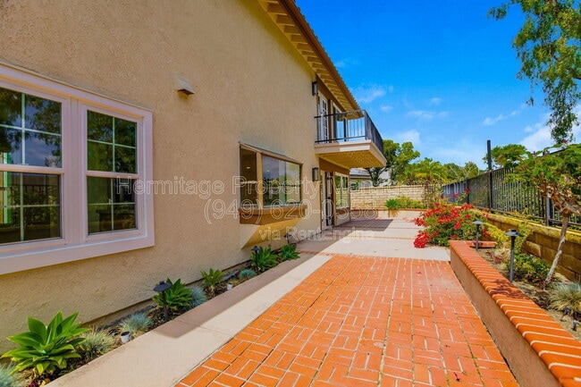 Building Photo - 28142 Ambar