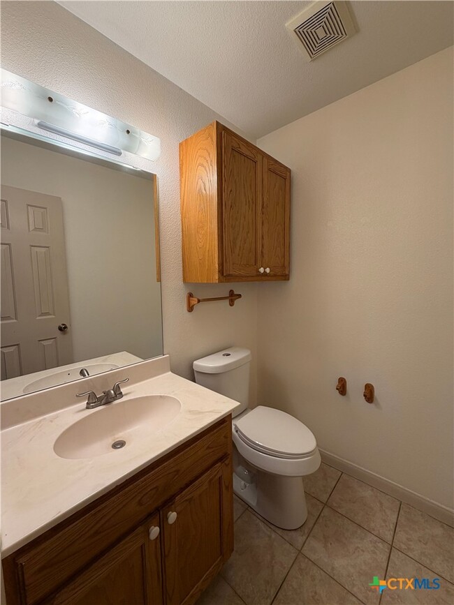 Building Photo - 1134 Misty Acres Dr