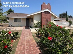 Building Photo - Arcadia 3 Bedroom Home