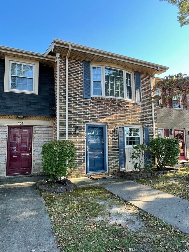 Primary Photo - NEWLY RENOVATED Condo in Roanoke Rapids CO...