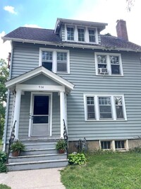 Building Photo - 914 Vaughn St