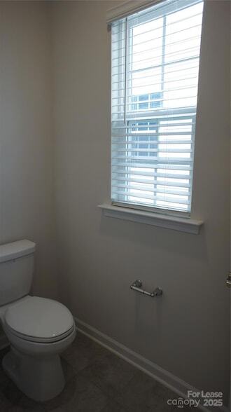 Building Photo - 137 Pampas Pl