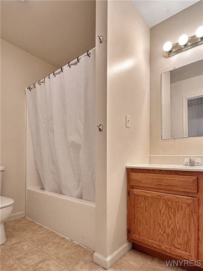 Building Photo - 20 Orchard St