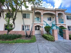 Building Photo - 2910 SE 13th Ave