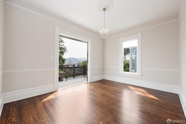 Building Photo - 2109 Bush St