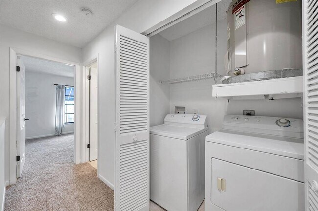 Building Photo - 745 Pinellas Bayway S