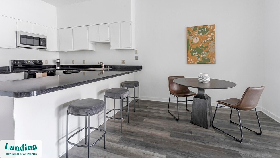 Building Photo - 222 E Saratoga St